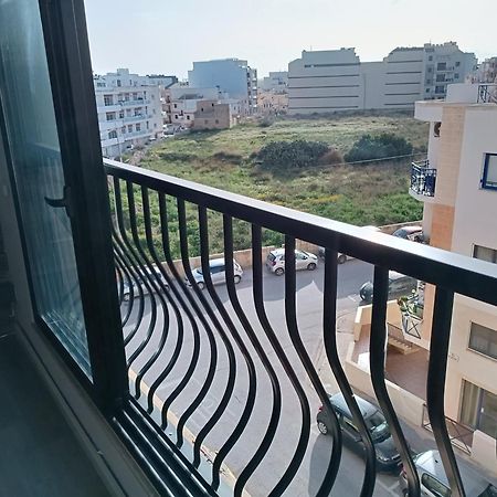 Little Wood Apartment Marsaskala Exterior foto